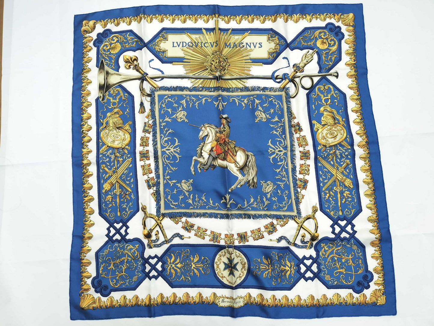 HERMES Carre HERMES Scarf Scarf