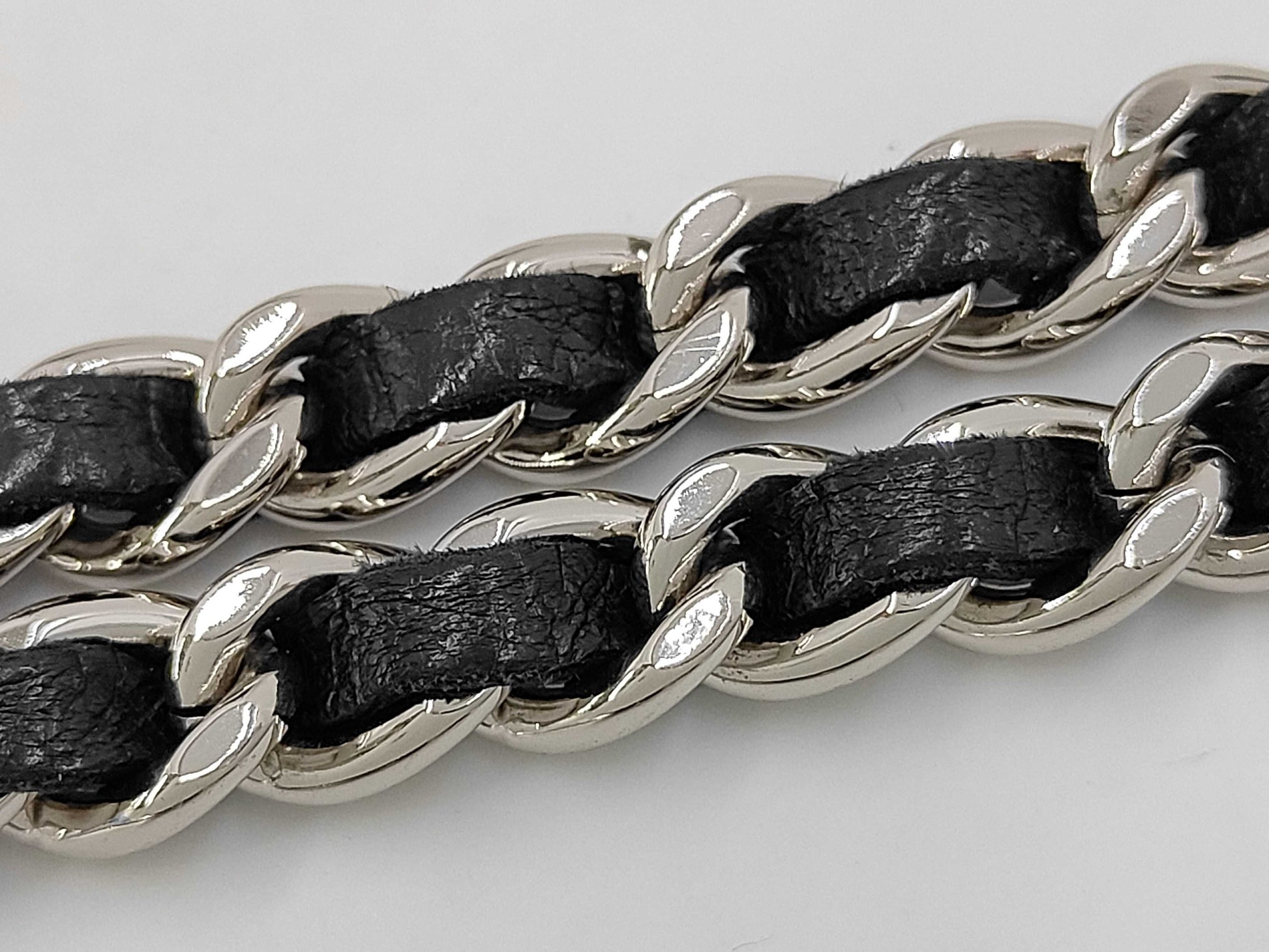 CHANEL CHANEL Chain Wallet No. 30 Shoulder Bag