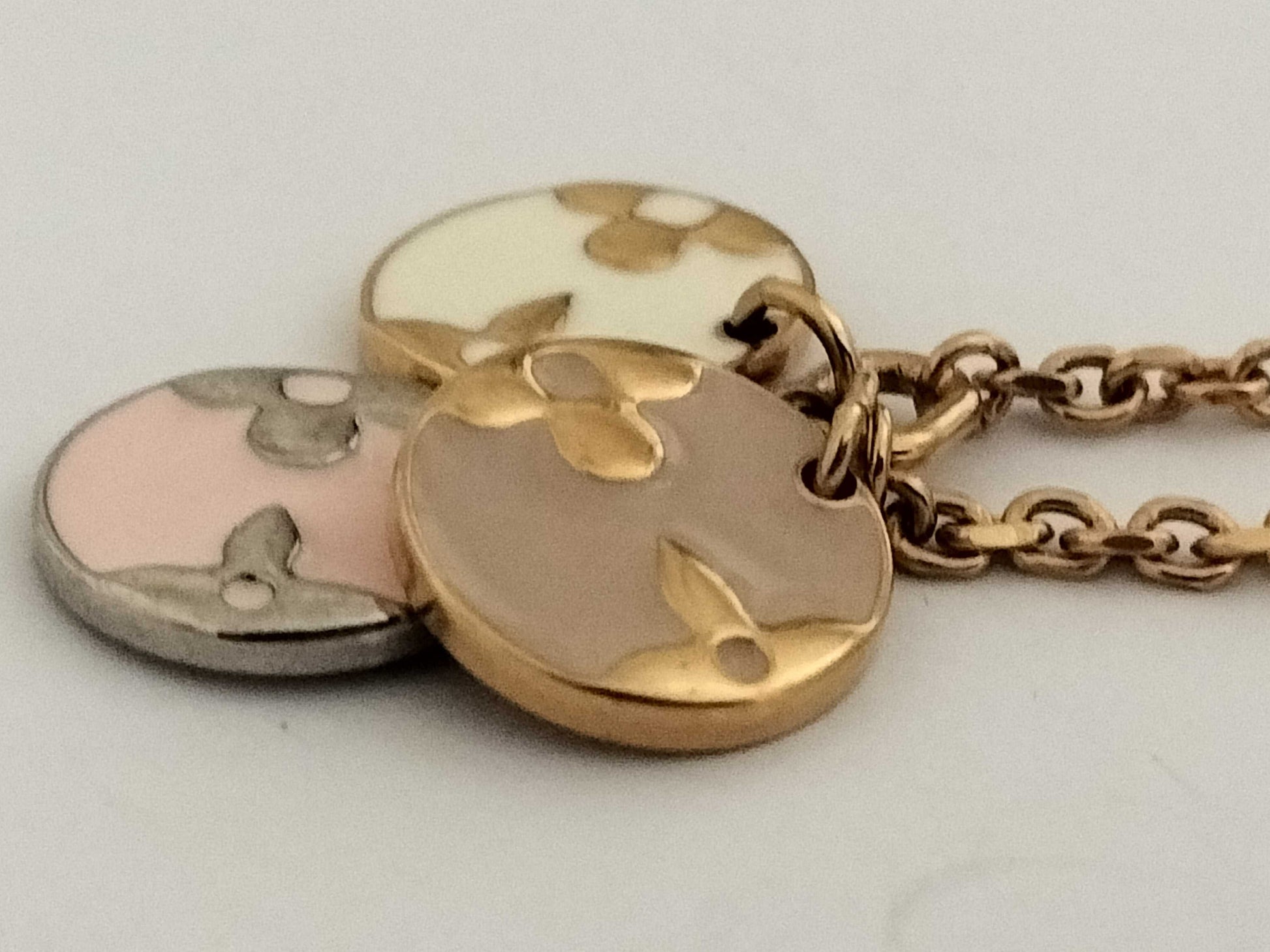 LOUIS VUITTON LOUIS VUITTON Necklace Sautoir Miss LV Necklace