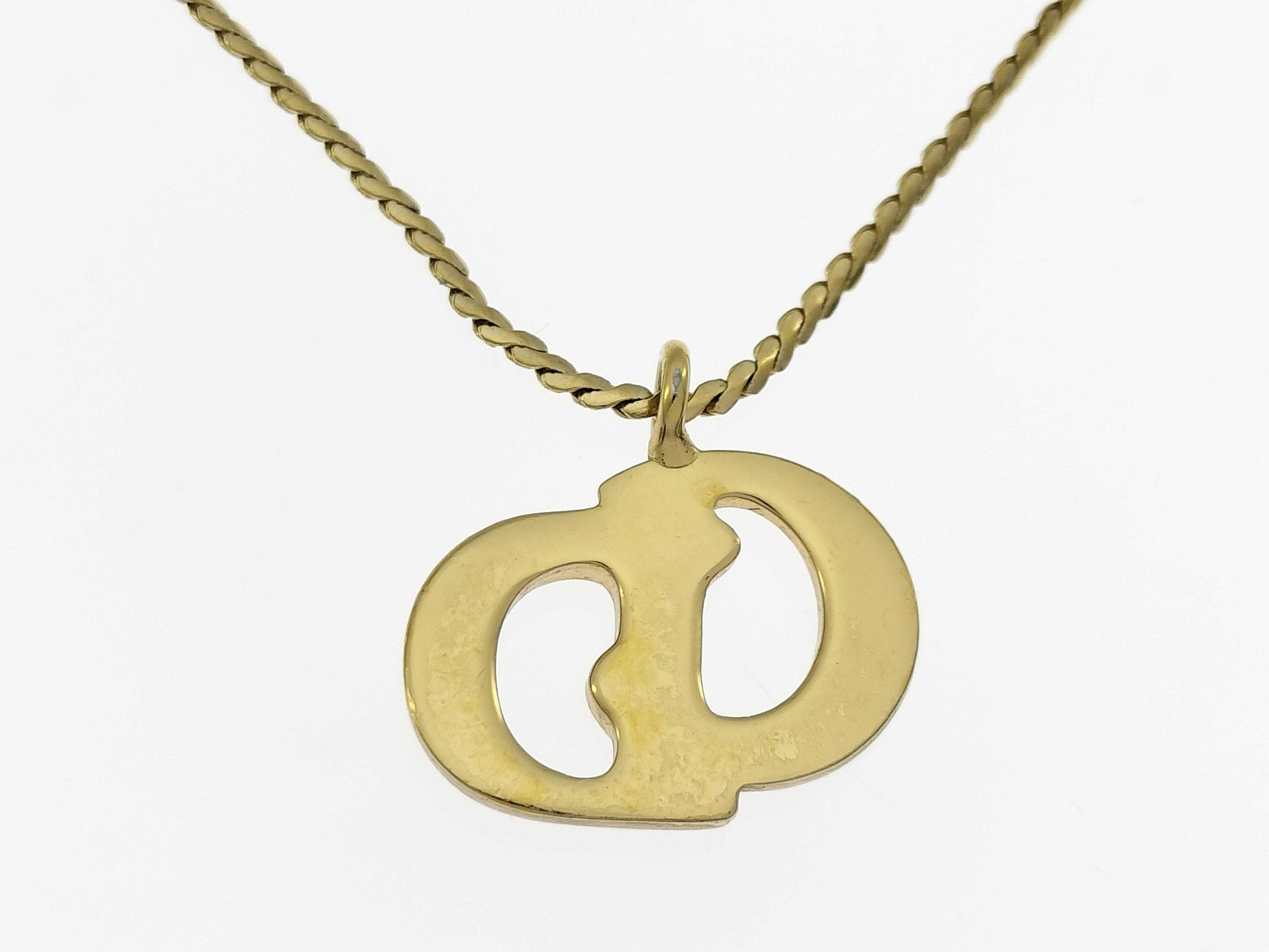 Dior logo necklace