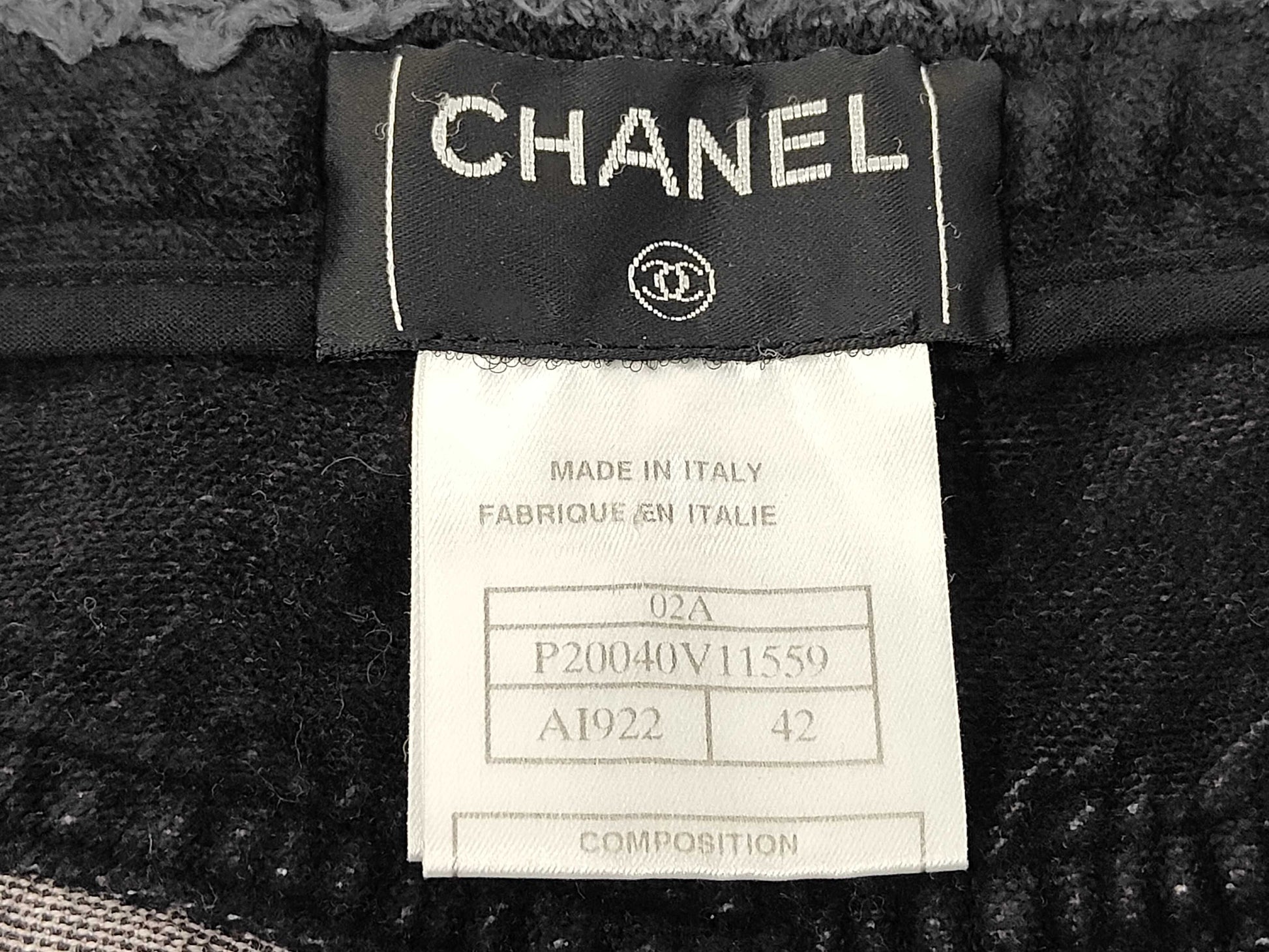 CHANEL 02A Cotton Velvet Pants with Coco Mark P20040 Black Size 42