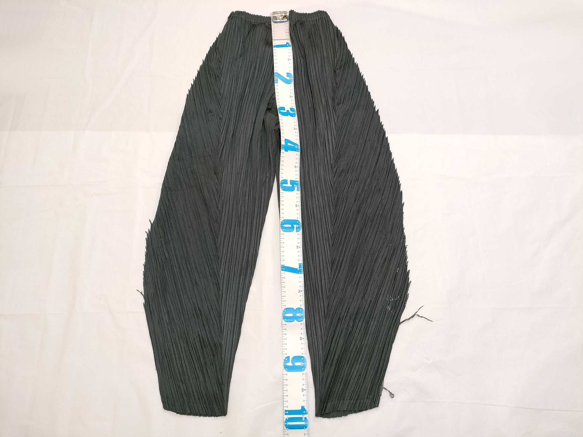ISSEY MIYAKE Pleats Please Dragon Pants PP23-JF667 Black 3 Pants