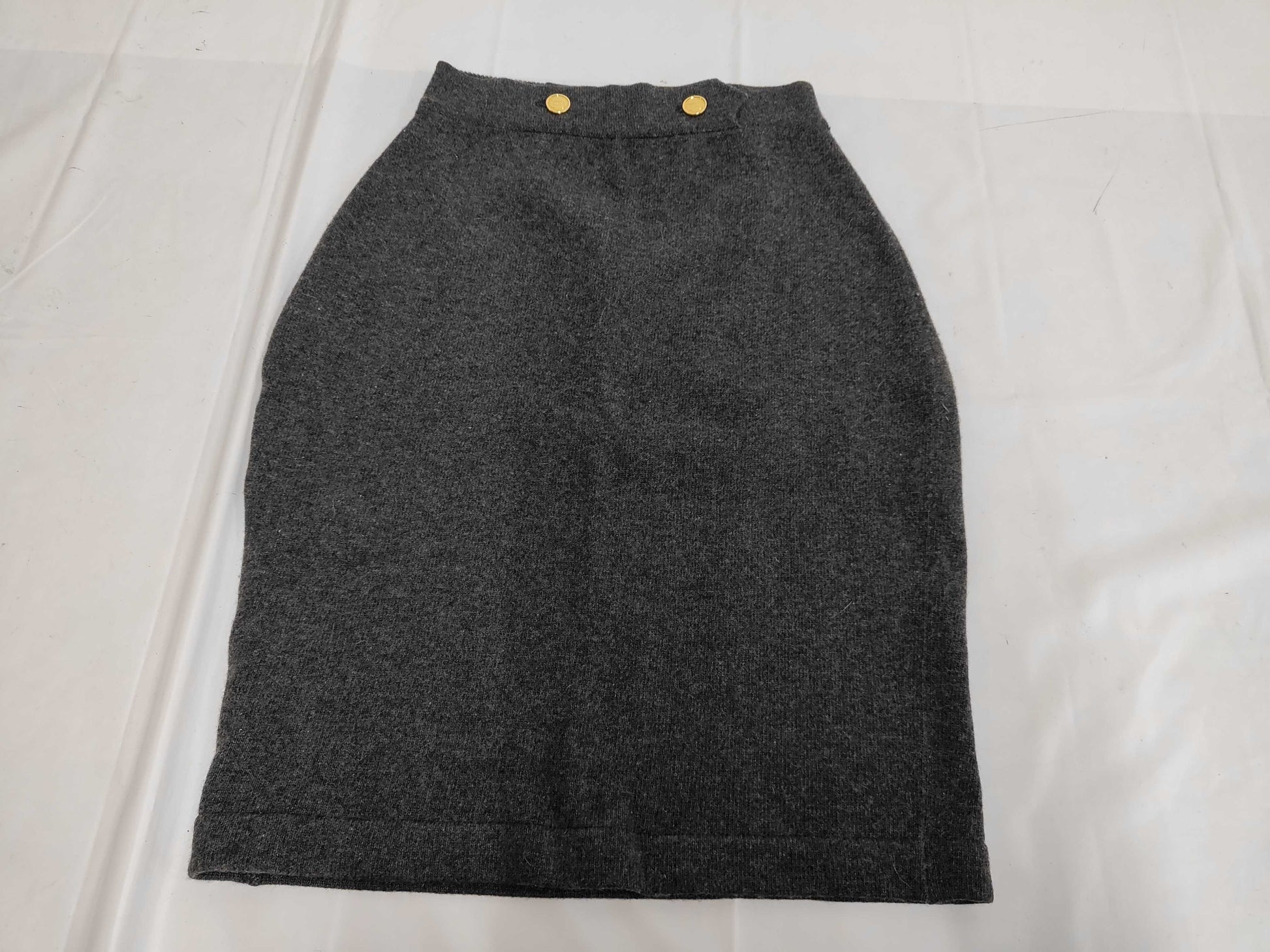 CHANEL Cashmere Matelasse Button Skirt, Gray