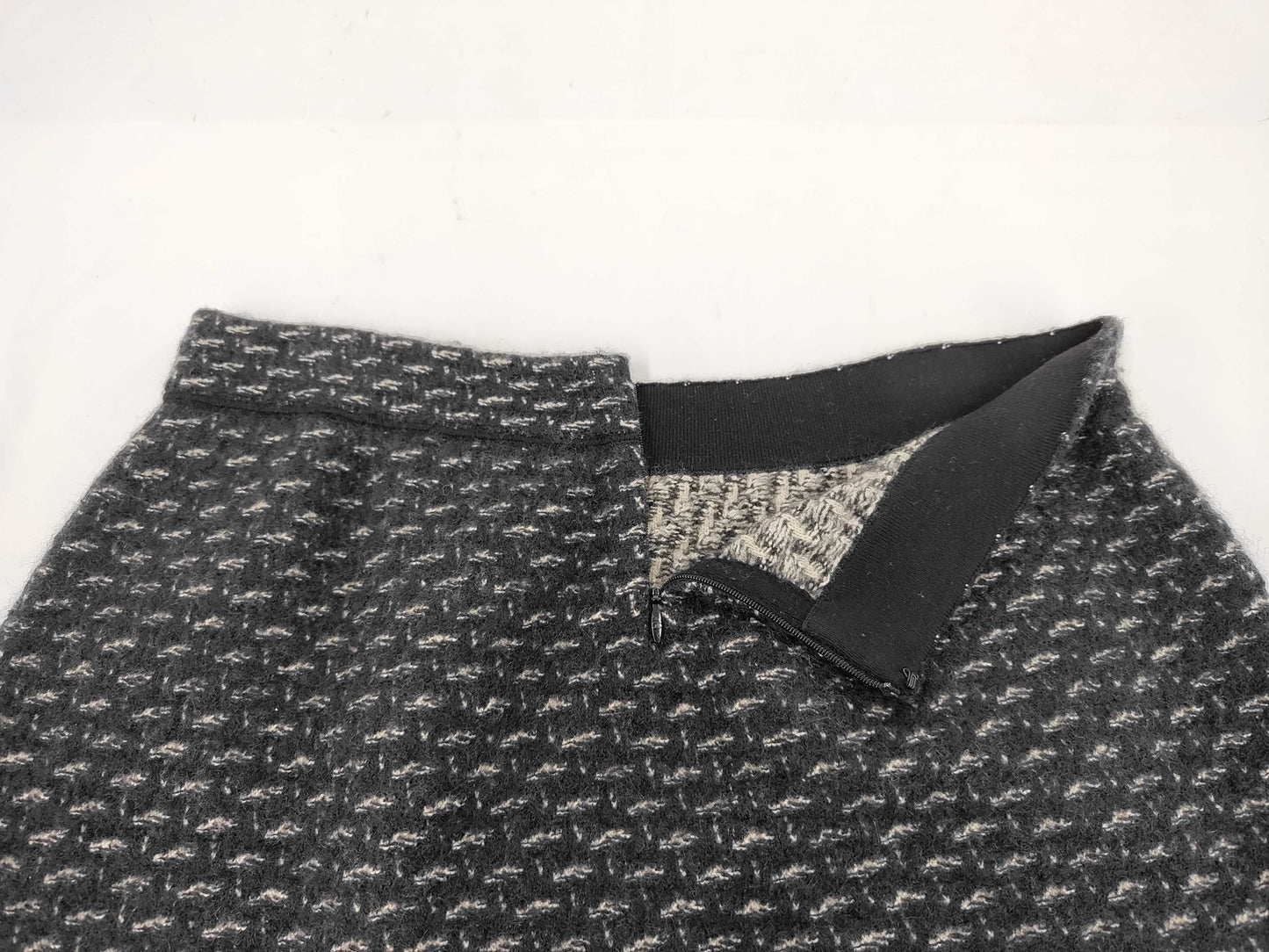 CHANEL Silk Mohair Coco Button Skirt P39241 Black Gray Size 44 Skirt