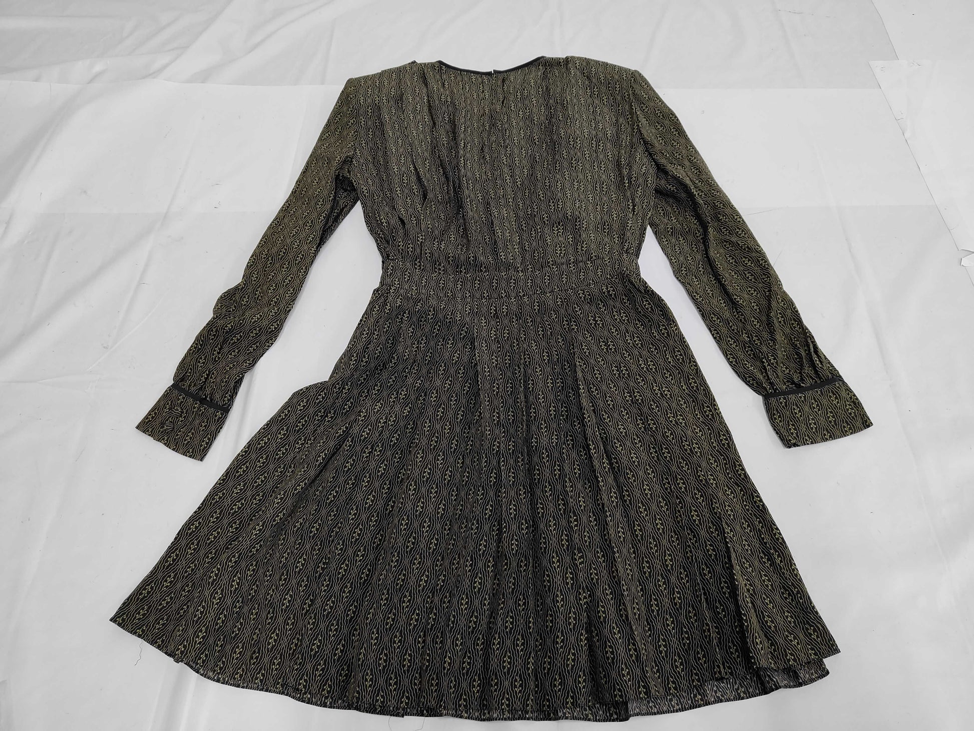 FENDI Shoulder Pad All-Over Print Silk Dress FDA578 Green Size 40 Dress