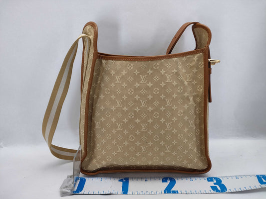 LOUIS VUITTON Monogram Mini Louis Vuitton Monogram Mini Besas Marie Kate Shoulder Bag M92323 VI1024