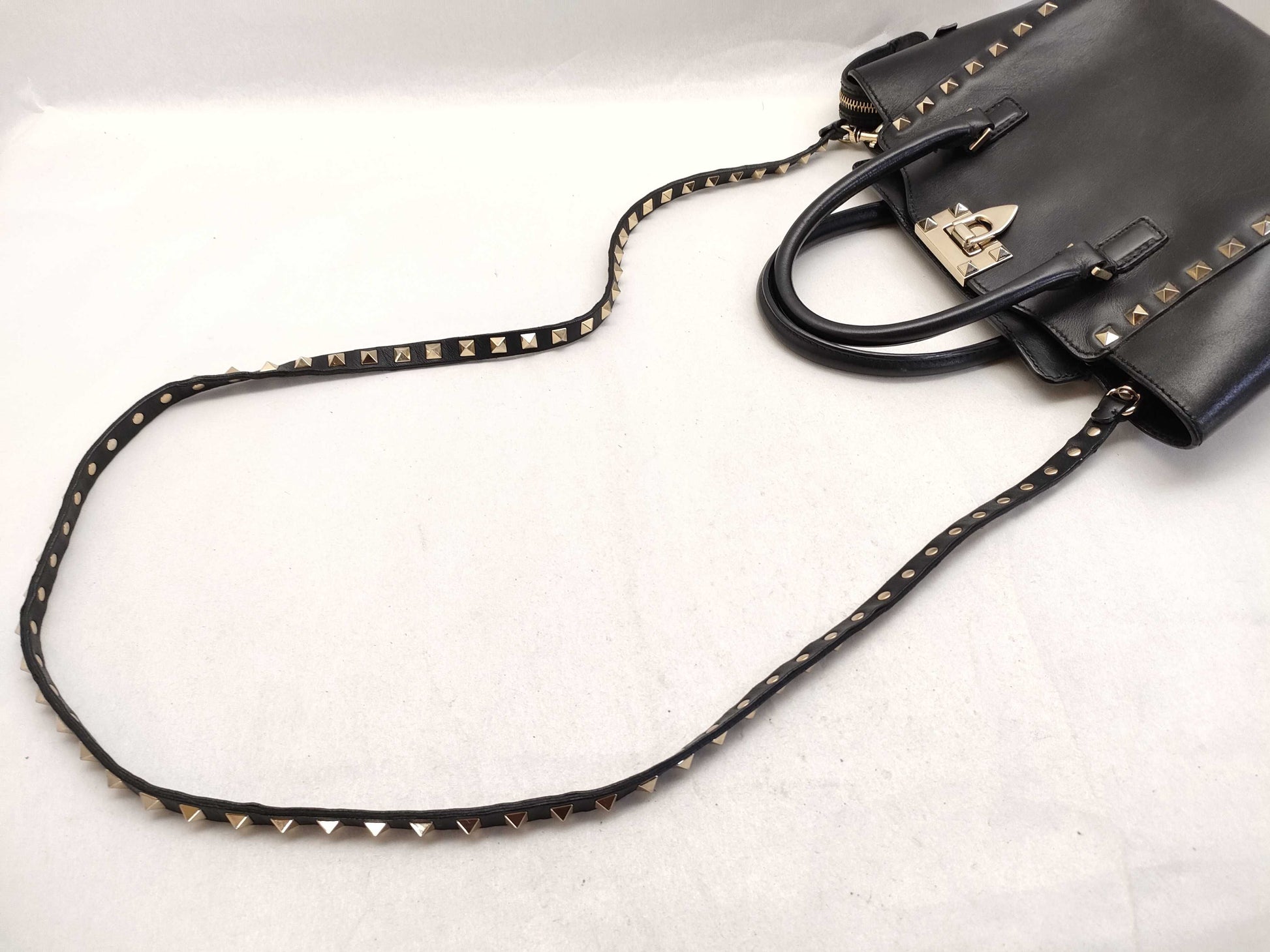 VALENTINO Studded 2-way Shoulder Bag/Handbag