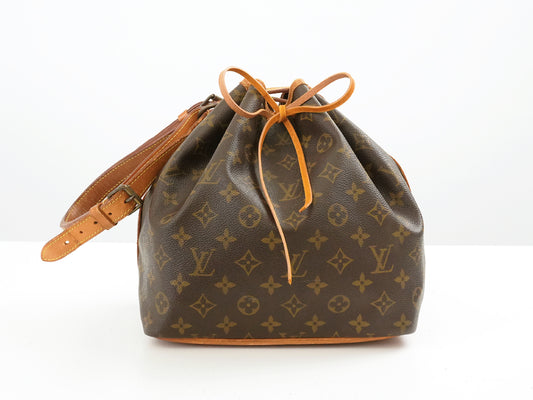 LOUIS VUITTON Monogram LOUIS VUITTON LV Monogram Petit Noe M42226 Shoulder Bag