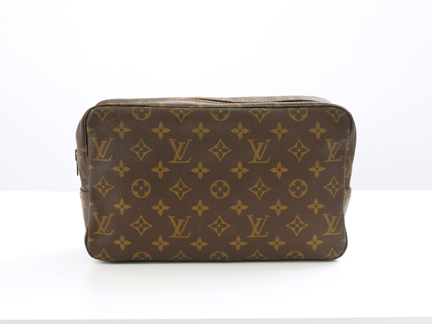 LOUIS VUITTON Monogram Truss Toilette 28 Second Bag Pouch Second Bag