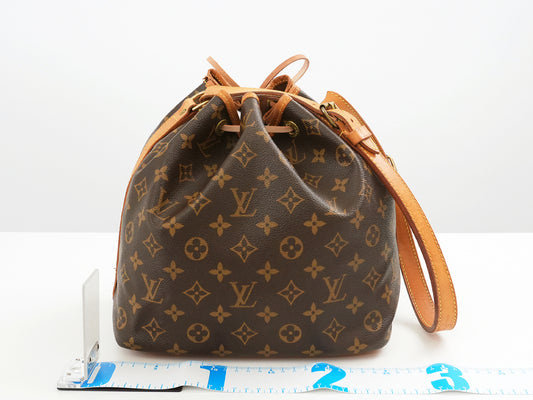 LOUIS VUITTON Monogram LOUIS VUITTON LV Monogram Petit Noe M42226 Shoulder Bag