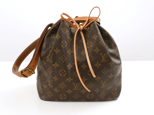 LOUIS VUITTON Monogram LOUIS VUITTON LV Monogram Petit Noe M42226 Shoulder Bag