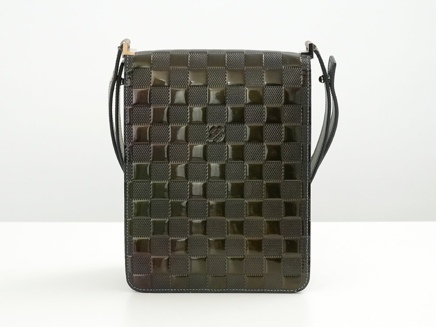 LOUIS VUITTON Damier Vernis Club Handbag