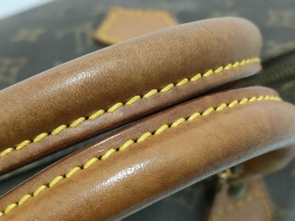 LOUIS VUITTON Monogram LV Speedy Handbag