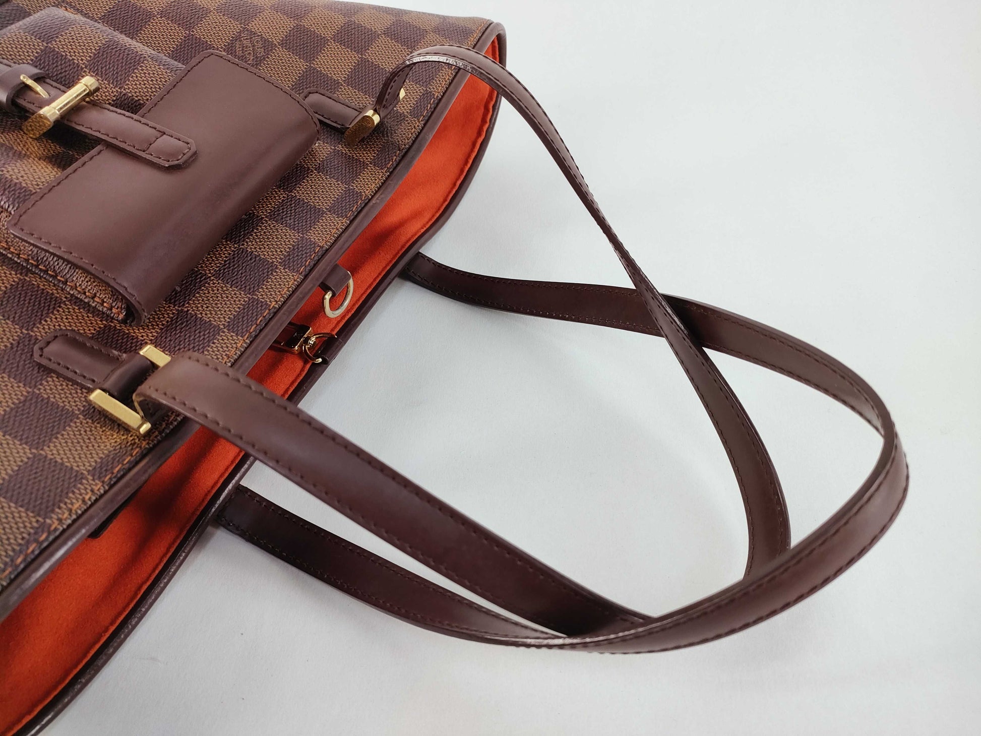 LOUIS VUITTON Damier LV Handbag Handbag