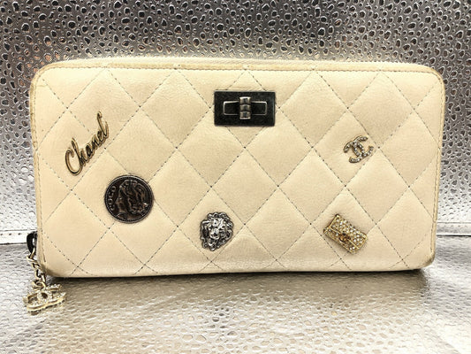 CHANEL 2.55 Matelasse Icon Zip-Around Long Wallet with Seal 20805731, Includes Warranty Card, Box, and Bag, White Lambskin Wallet