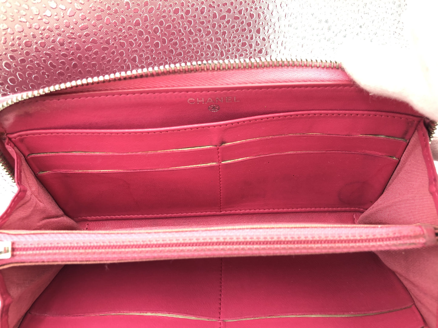 CHANEL Matelasse Round Zip Long Wallet with Sticker 19953645 Pink Lambskin Wallet