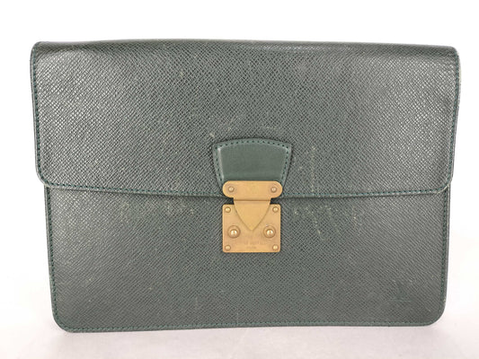 LOUIS VUITTON Taiga Clado M30194 Second Bag