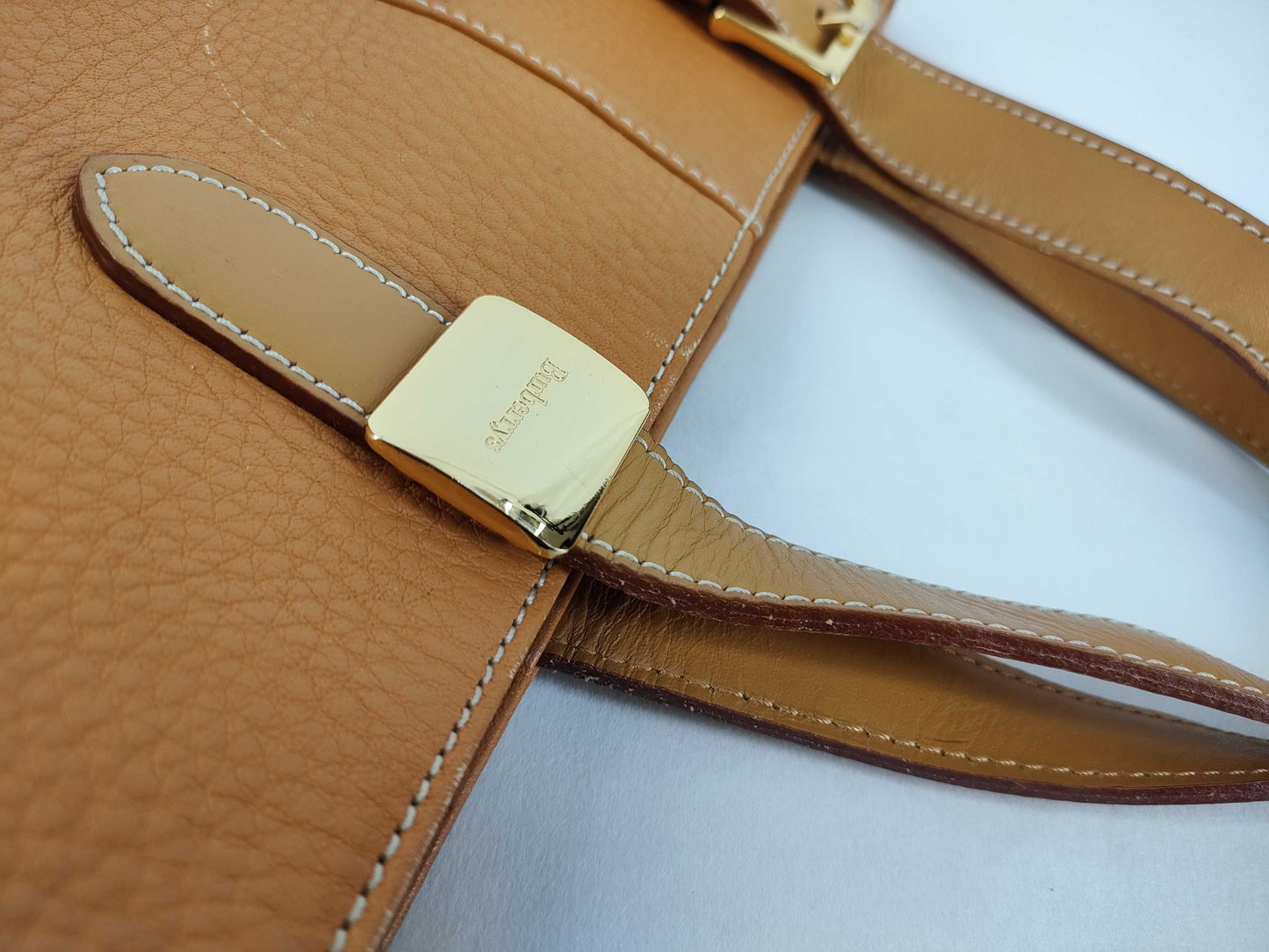 BURBERRY Handbag Leather Beige Handbag