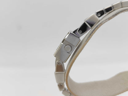 GUCCI 102 13440708 Quartz Shell Dial Women's Watch