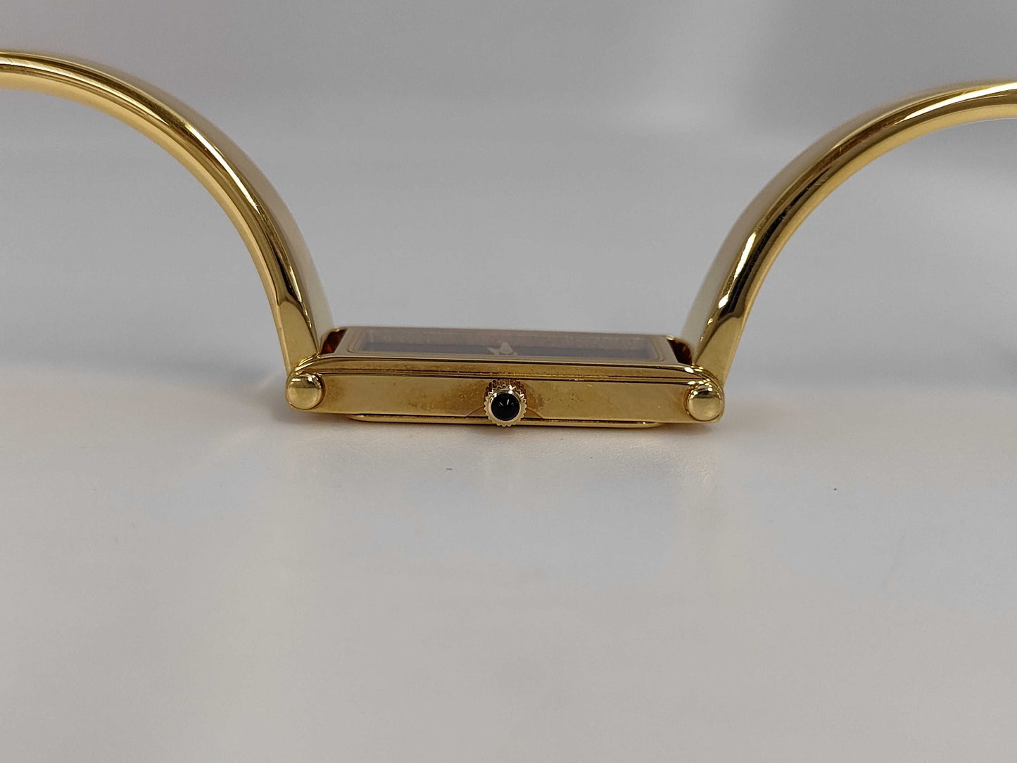 GUCCI 1500 0403646 Quartz Black Dial Women's Watch