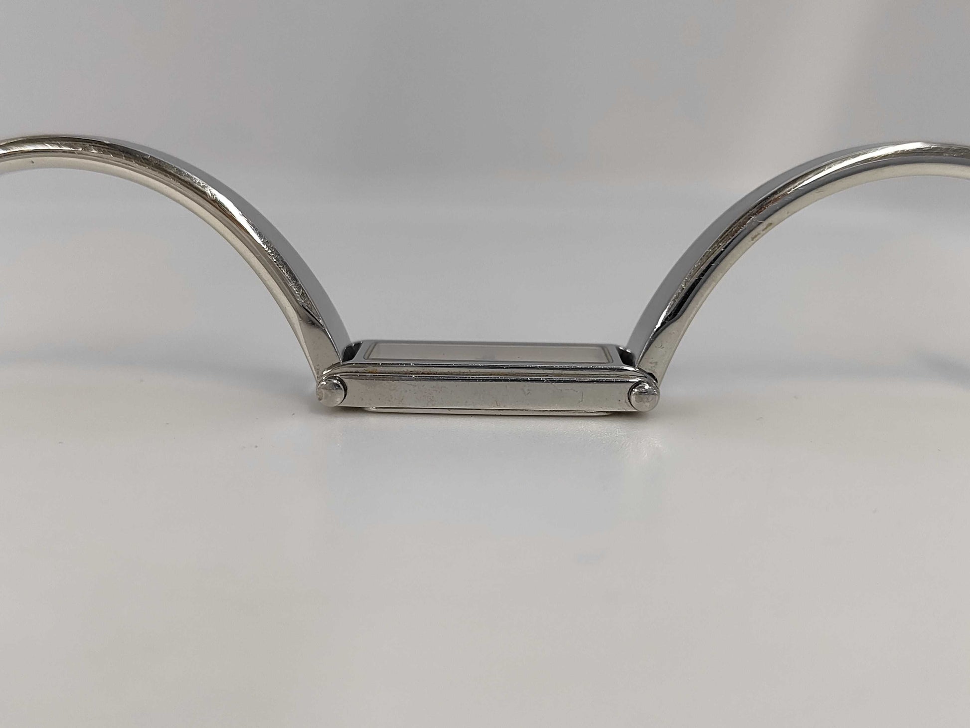 GUCCI 1500L 12666234 Quartz Silver Dial Women's Watch