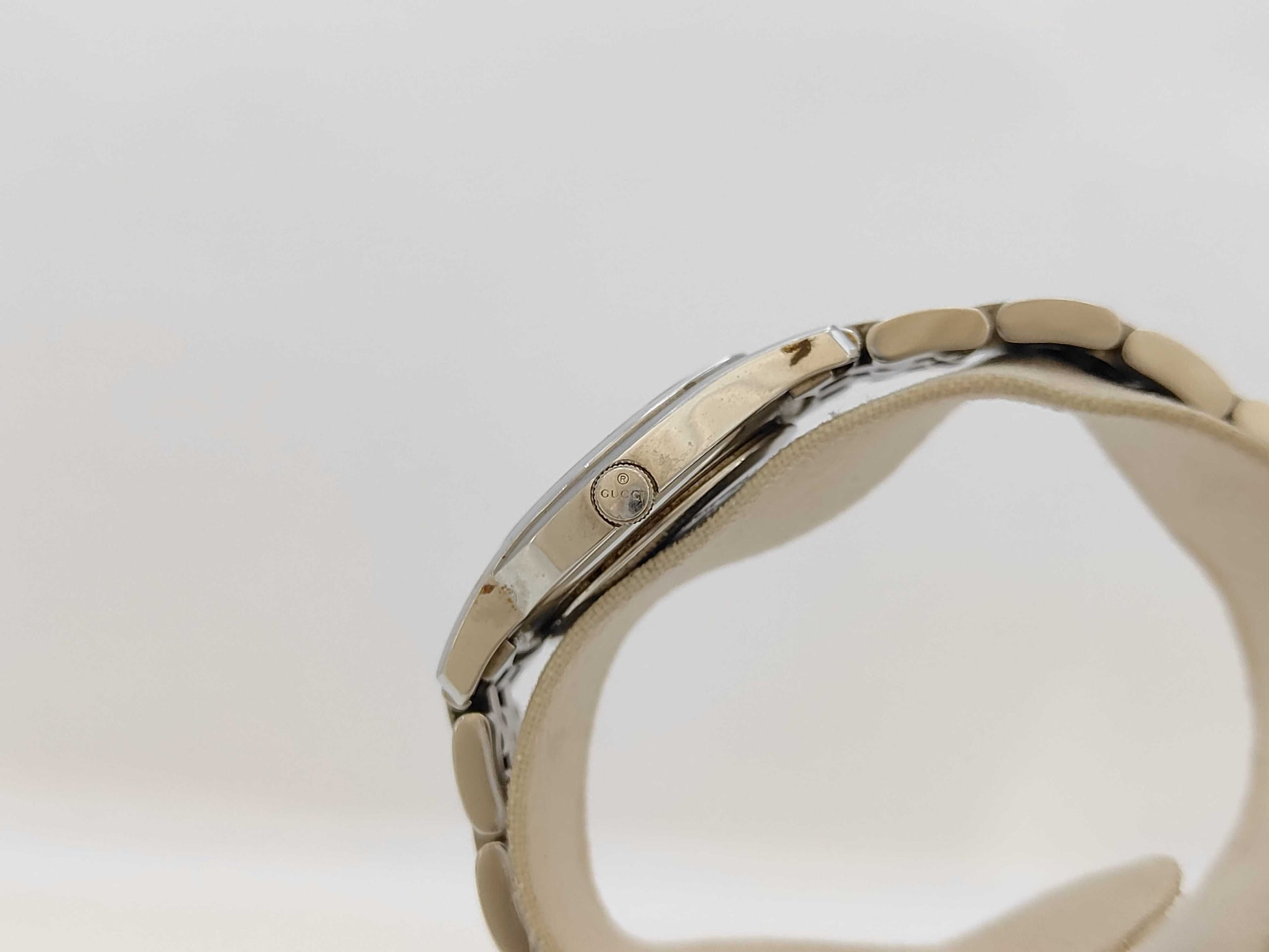 GUCCI 5500L 13140055 Quartz Silver Dial Women's Watch