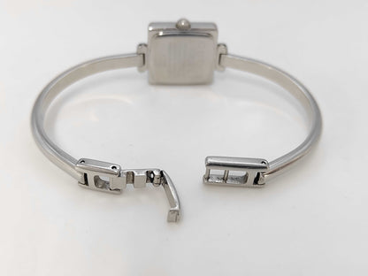 GUCCI 1900L 0277238 Quartz Silver Dial Women's Watch