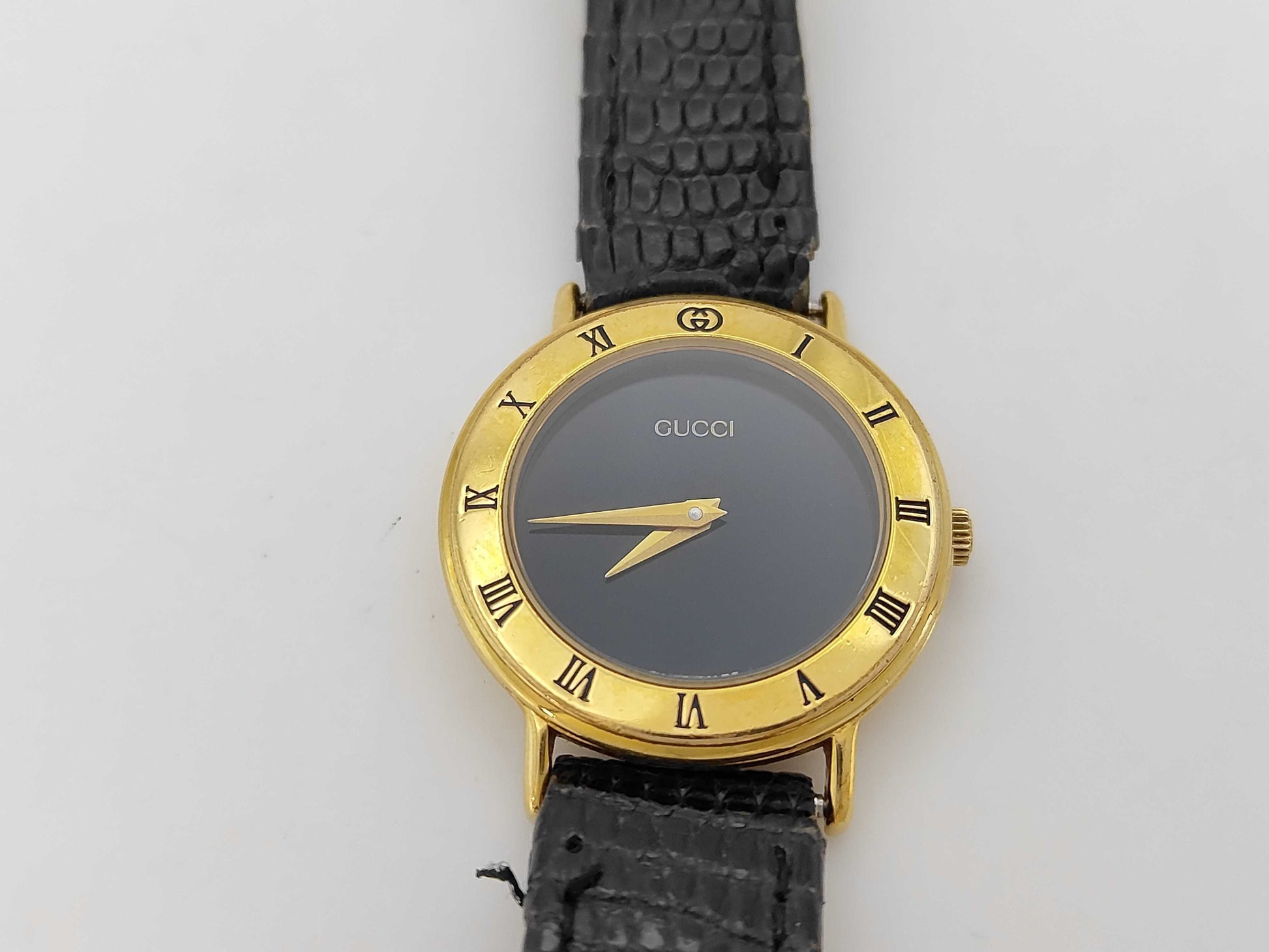 GUCCI 3000.2.L 0311220 Quartz Black Dial Women's Watch