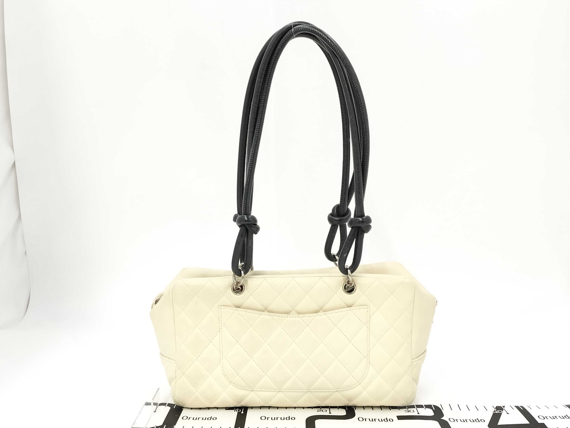 CHANEL A25171 9784285 Cambon Line Large Coco Mark Shoulder Bag Leather Python White Shoulder Bag