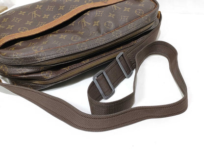 LOUIS VUITTON Monogram Louis Vuitton M45252 Reporter GM SP0975 Shoulder Bag Monogram Shoulder Bag
