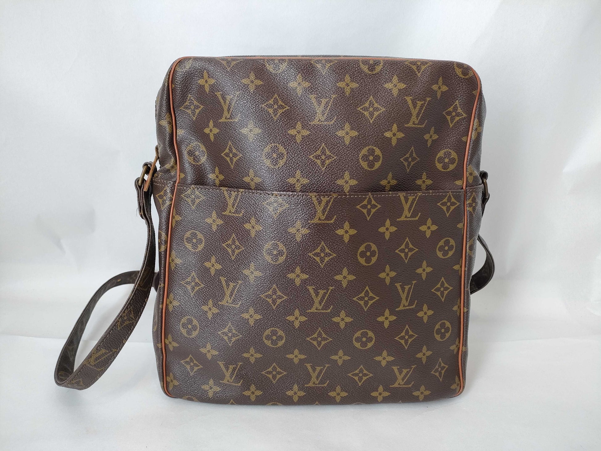LOUIS VUITTON Monogram Louis Vuitton M40264 Marceau 824 Shoulder Bag Monogram Shoulder Bag