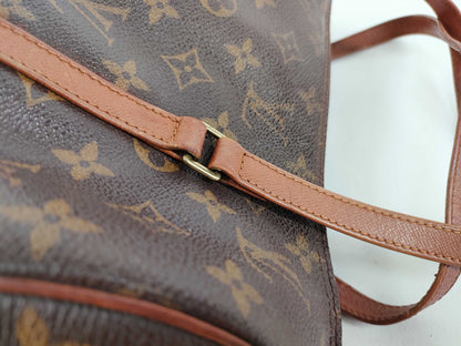 LOUIS VUITTON Monogram LOUIS VUITTON M51365 Monogram LOUIS VUITTON Monogram Papillon 30 M51365 Handbag