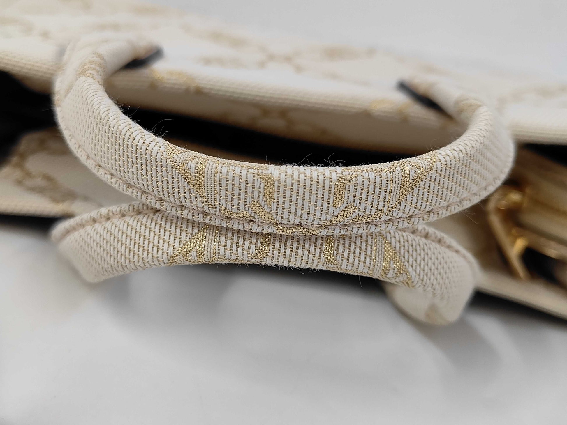 Michael Kors Michael Kors Shoulder Bag with Tag 30S3G3GM5I 750 Shoulder Bag