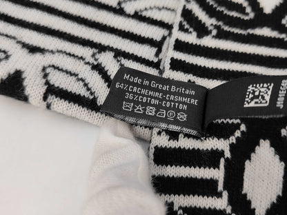 CHANEL Stole 64% Cashmere 36% Cotton Scarf