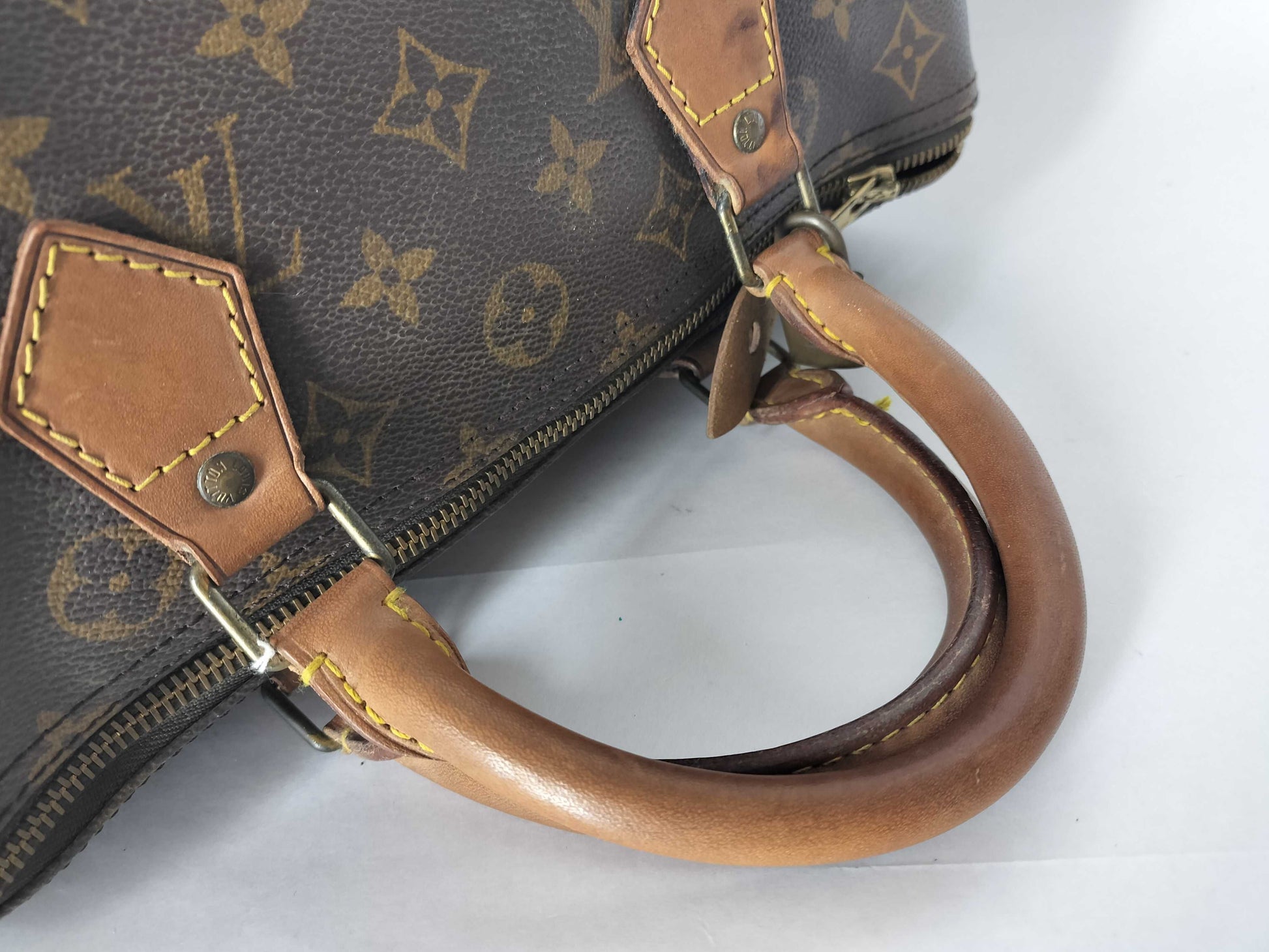 LOUIS VUITTON Monogram LV Monogram Speedy 30 Handbag M41526 Handbag