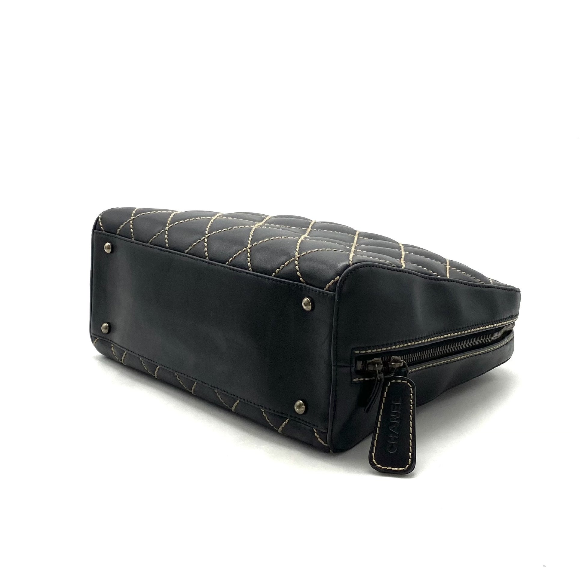 CHANEL CHANEL Wild Stitch Leather Tote Bag