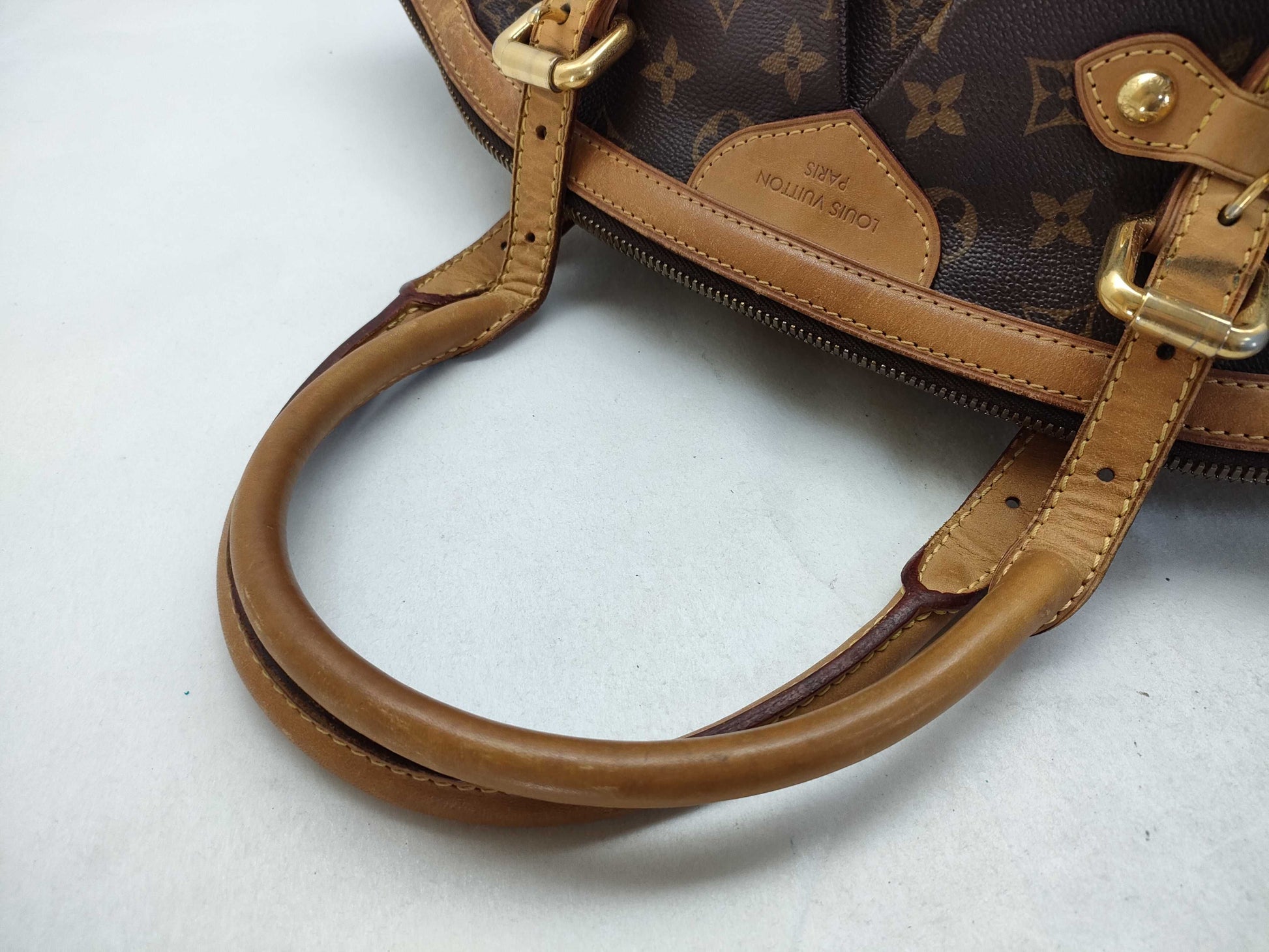 LOUIS VUITTON Monogram Tivoli GM Handbag