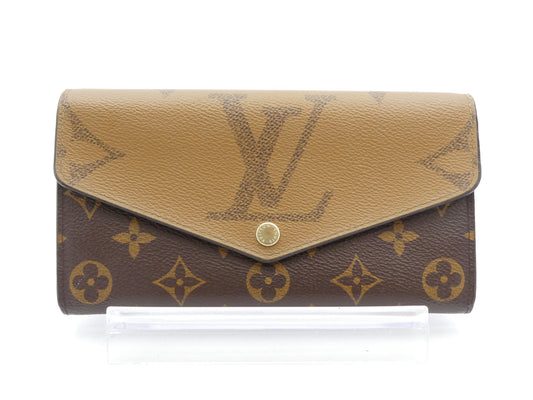 LOUIS VUITTON Monogram Giant Reverse Portefeuille Sarah Wallet with IC Reaction
