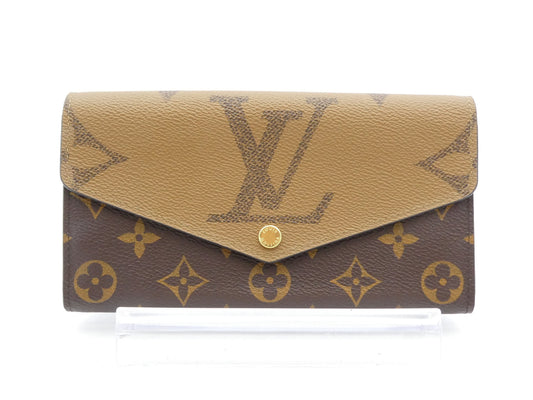 LOUIS VUITTON Monogram Giant Reverse Portefeuille Sarah Wallet with IC Reaction