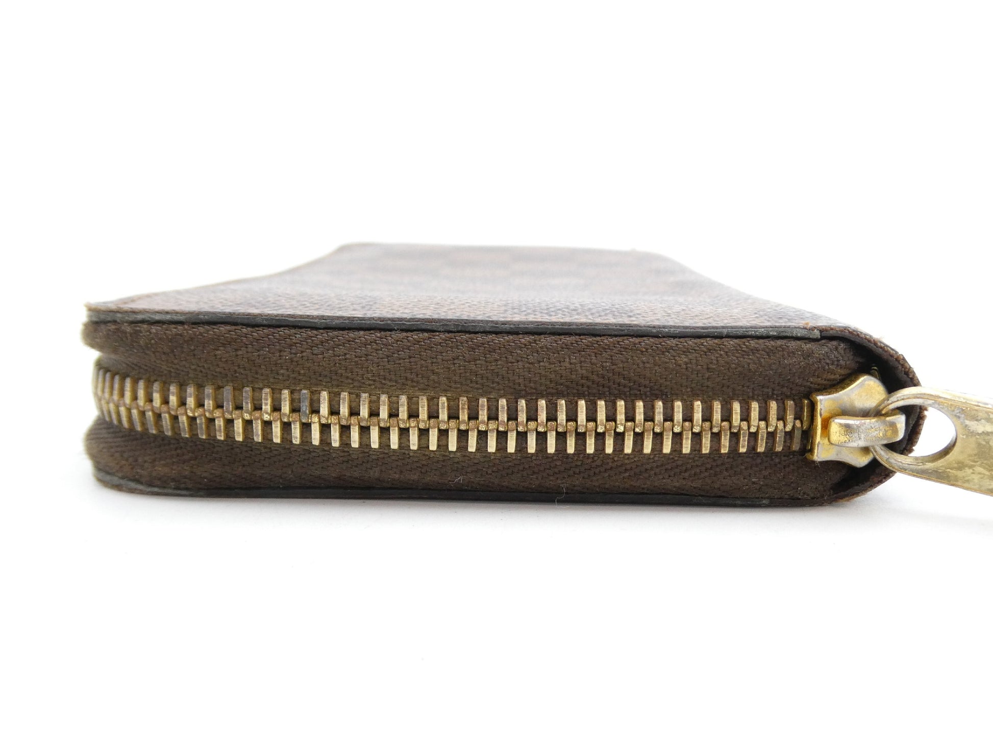 LOUIS VUITTON Damier Zippy Wallet