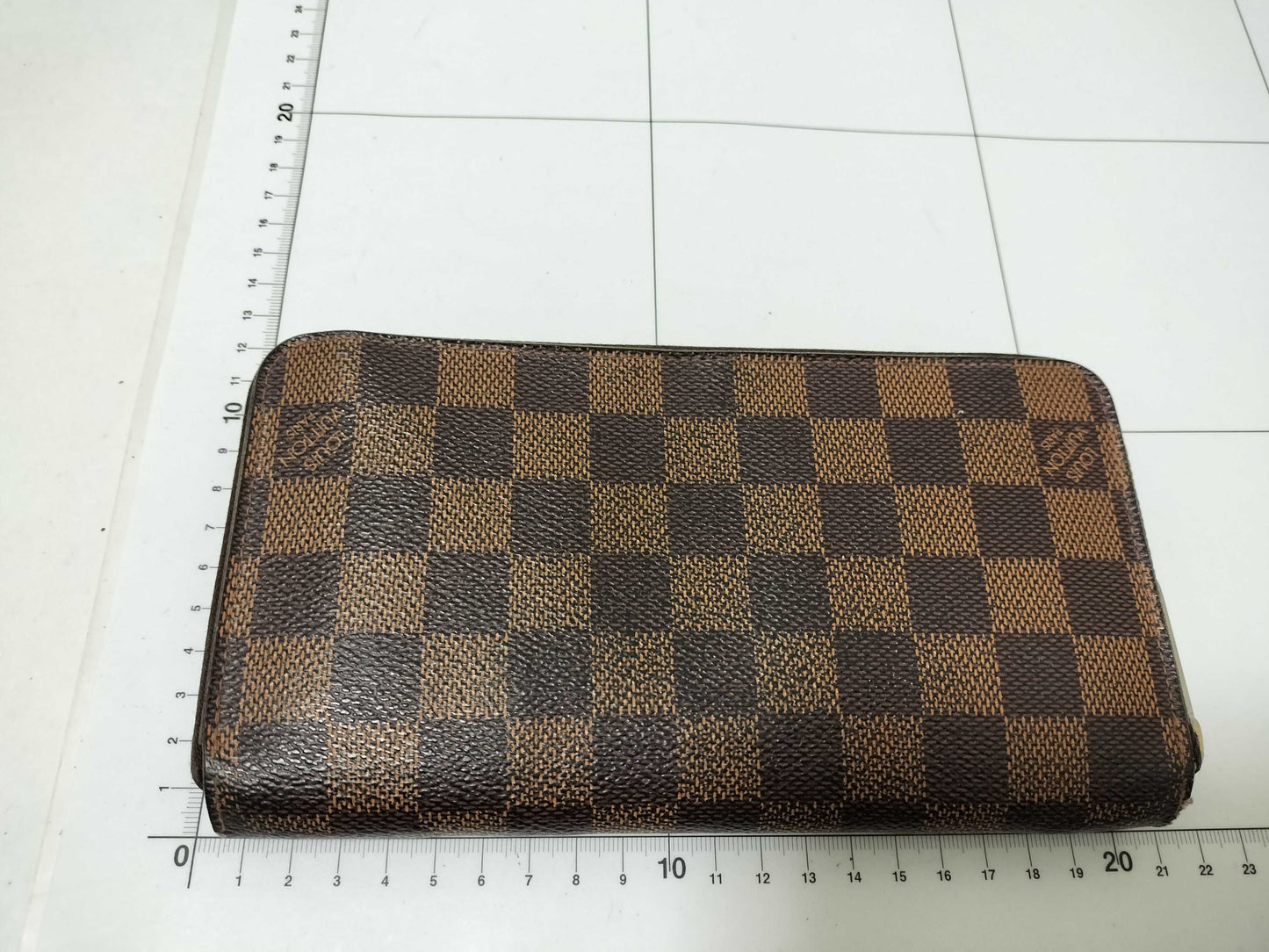 LOUIS VUITTON Damier Louis Vuitton Damier Zippy Wallet Long Wallet