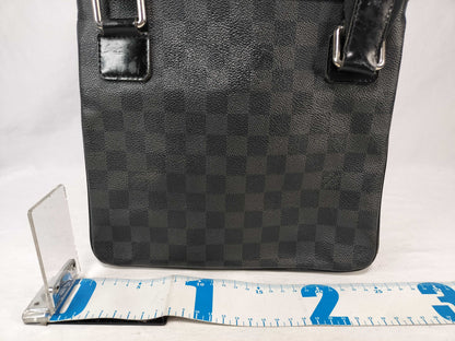 LOUIS VUITTON Damier Graphite Shoulder Bag N58028 VI3009