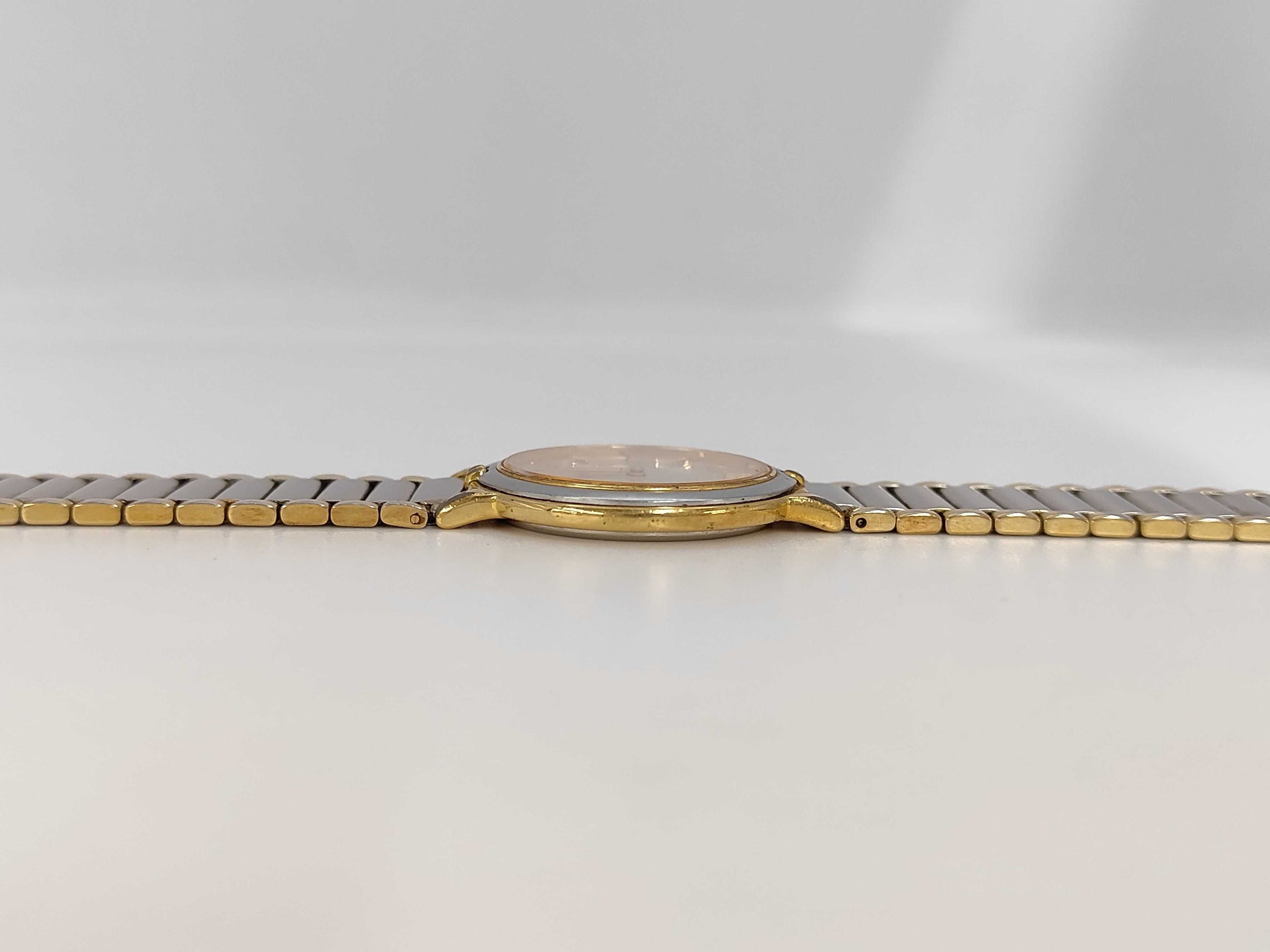 Yves Saint Laurent 2823-268440 Quartz Ivory Dial Women's Watch