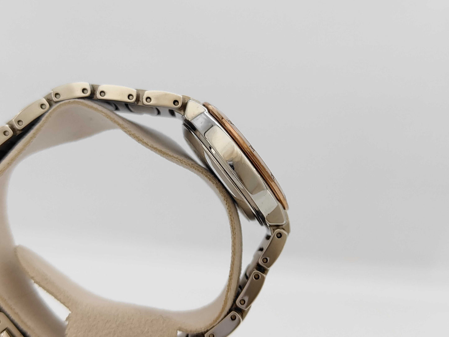 CITIZEN H060-T022634 D62000113 Shell Dial Women's Watch