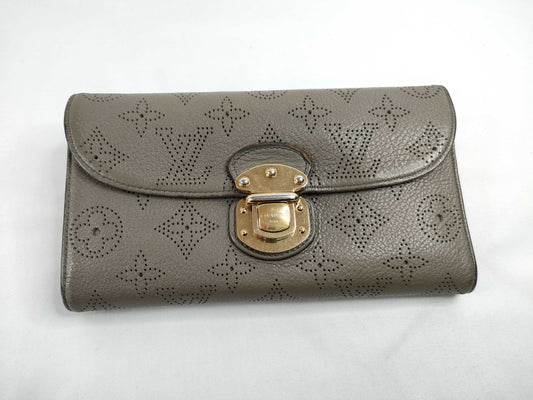 LOUIS VUITTON Mahina Amelia Mahina M58088 TN2132 Wallet