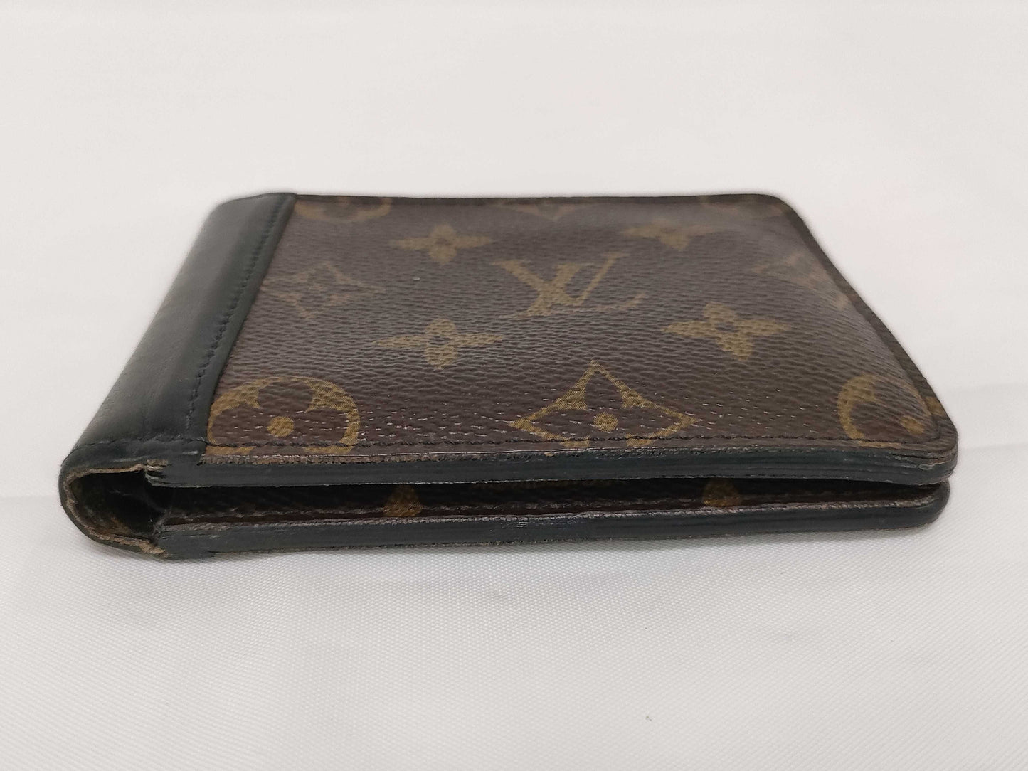 LOUIS VUITTON Slender Monogram Macassar Wallet CT4181