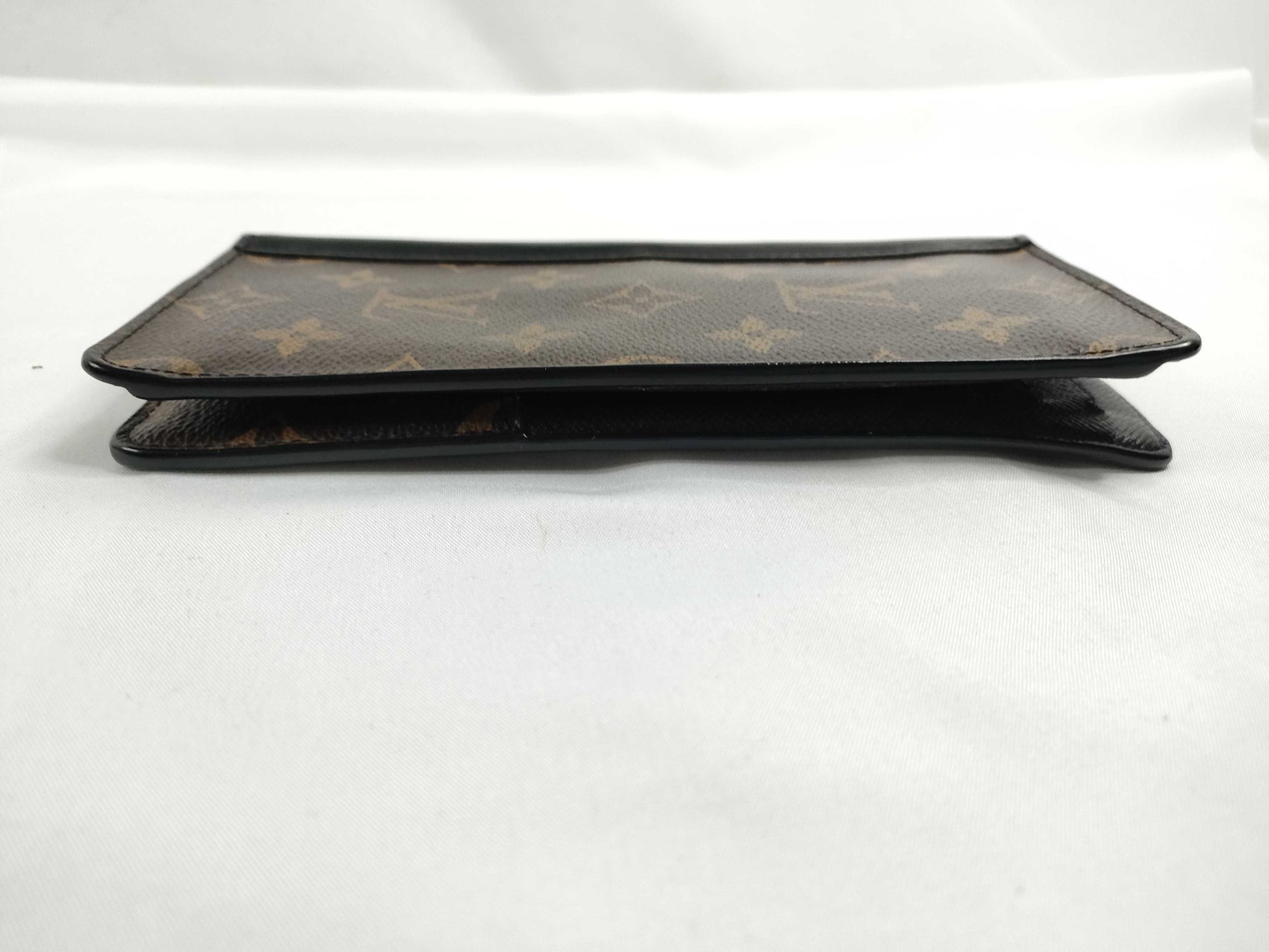 LOUIS VUITTON Monogram Macassar Louis Vuitton Tanon Monogram Macassar M93800 CT2187 Wallet