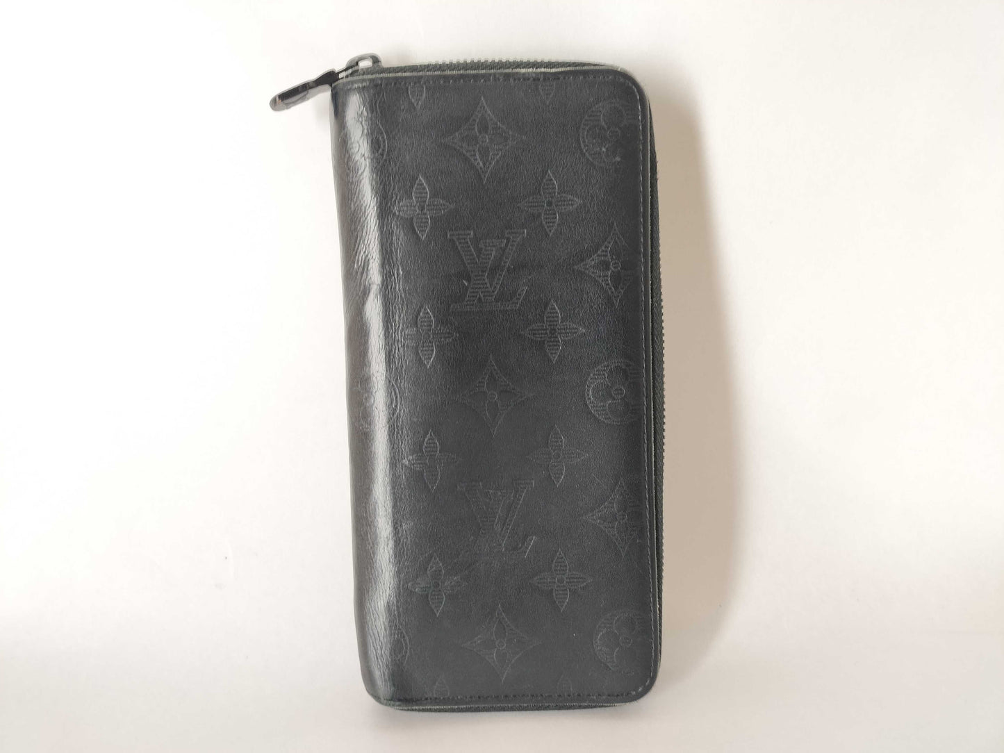 LOUIS VUITTON Monogram Vertical Monogram Shadow M62902 CA2270 Wallet