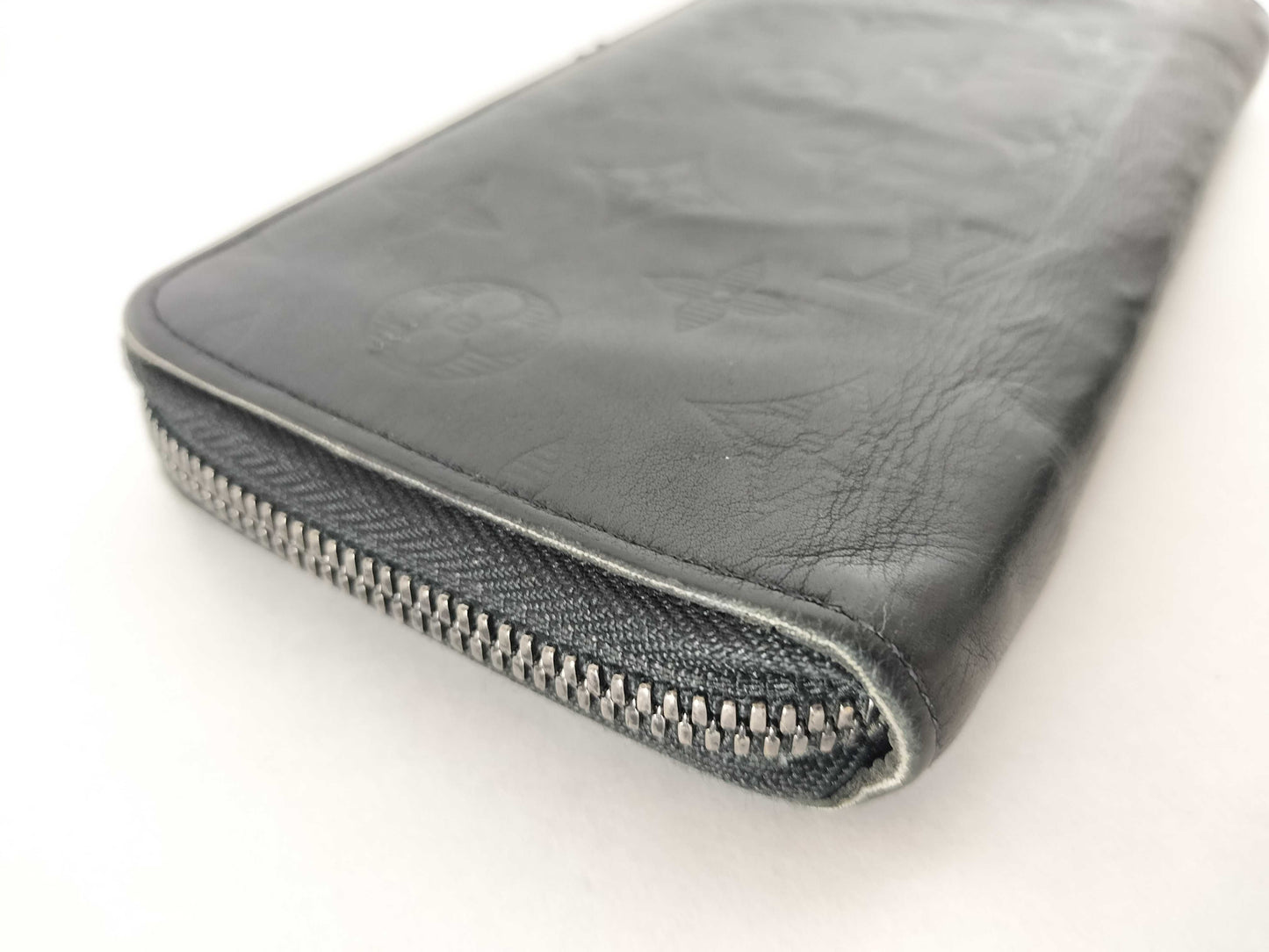 LOUIS VUITTON Monogram Vertical Monogram Shadow M62902 CA2270 Wallet