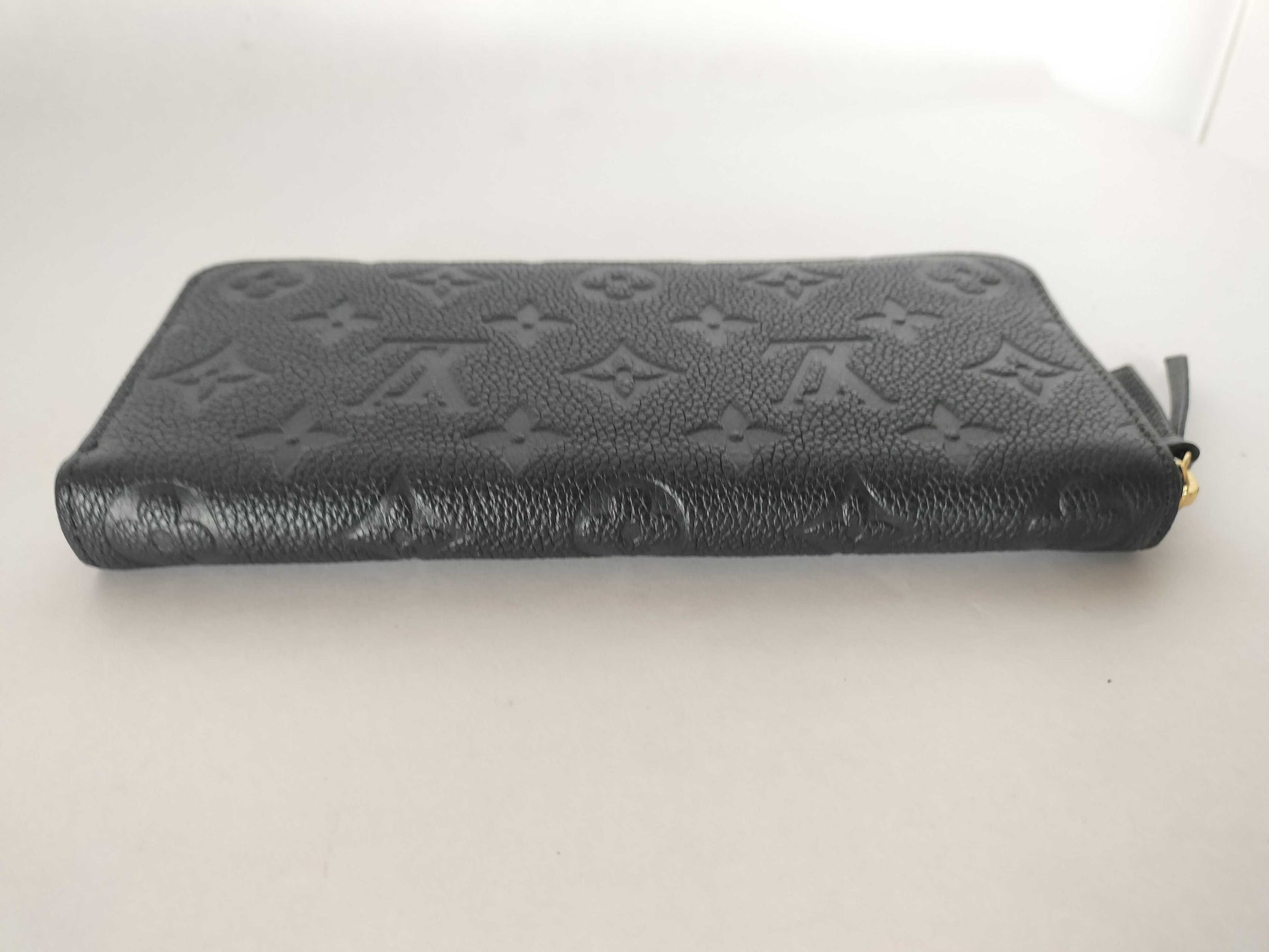 LOUIS VUITTON Monogram Empreinte Louis Vuitton Clemence Monogram Empreinte M60171 RFID Wallet